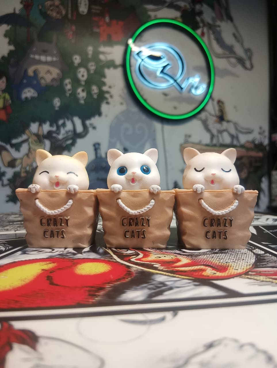 Crazy Cats Figure in Bag | Cute Resin Cat Collectible